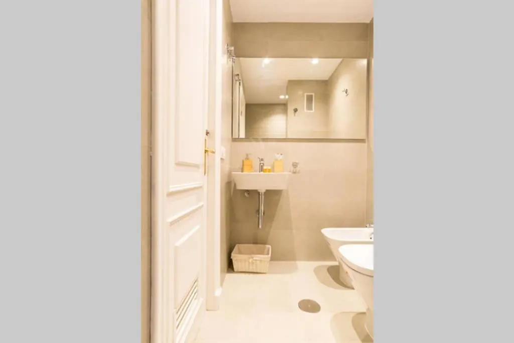 Tgh/ Malaga Soho Centro 아파트