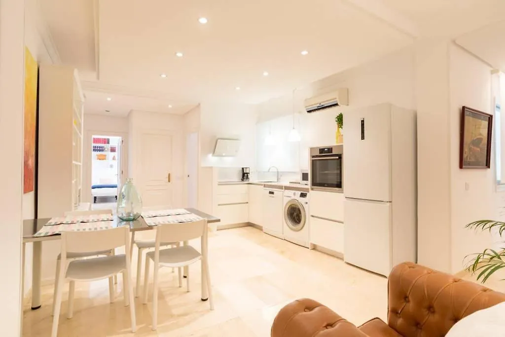 Tgh/ Malaga Soho Centro 아파트